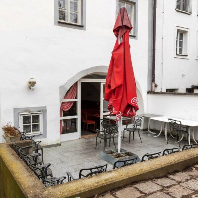 Wieserfeldplatz Terrasse