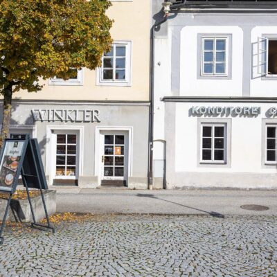 Wieserfeldplatz aussenansicht eingang