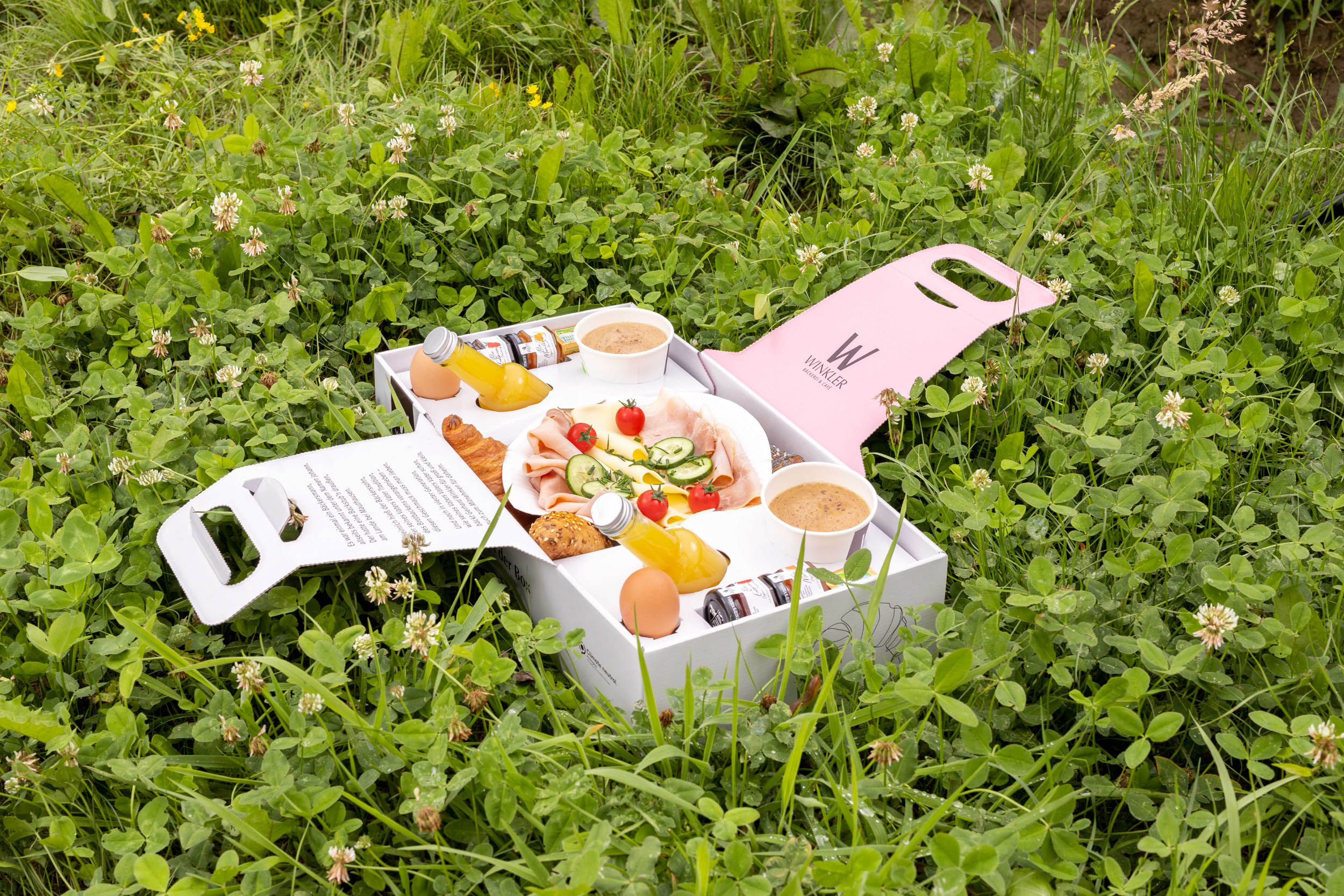 Winkler Frühstücksbox in der Wiese